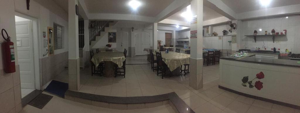 Pousada Vitoria Bed and Breakfast Ubatuba Exteriör bild